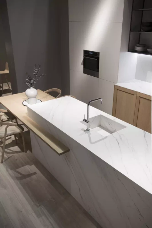 inalco-touche-super-blanco-gris-12mm-01.webp